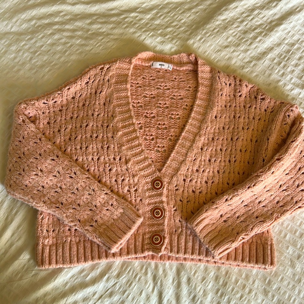 EUC Peachy Pink cardigan